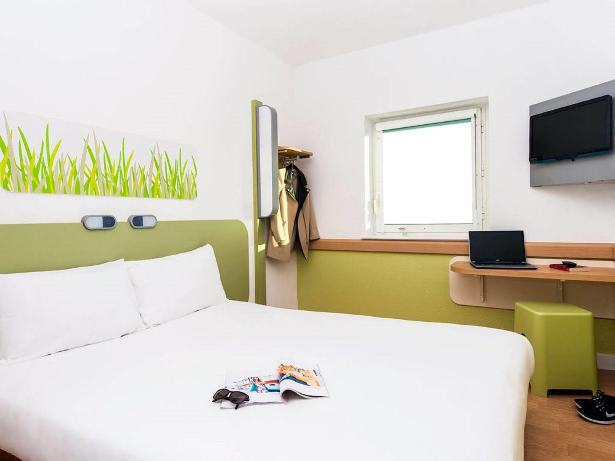 ibis Budget - Melbourne Airport Tullamarine Eksteriør billede