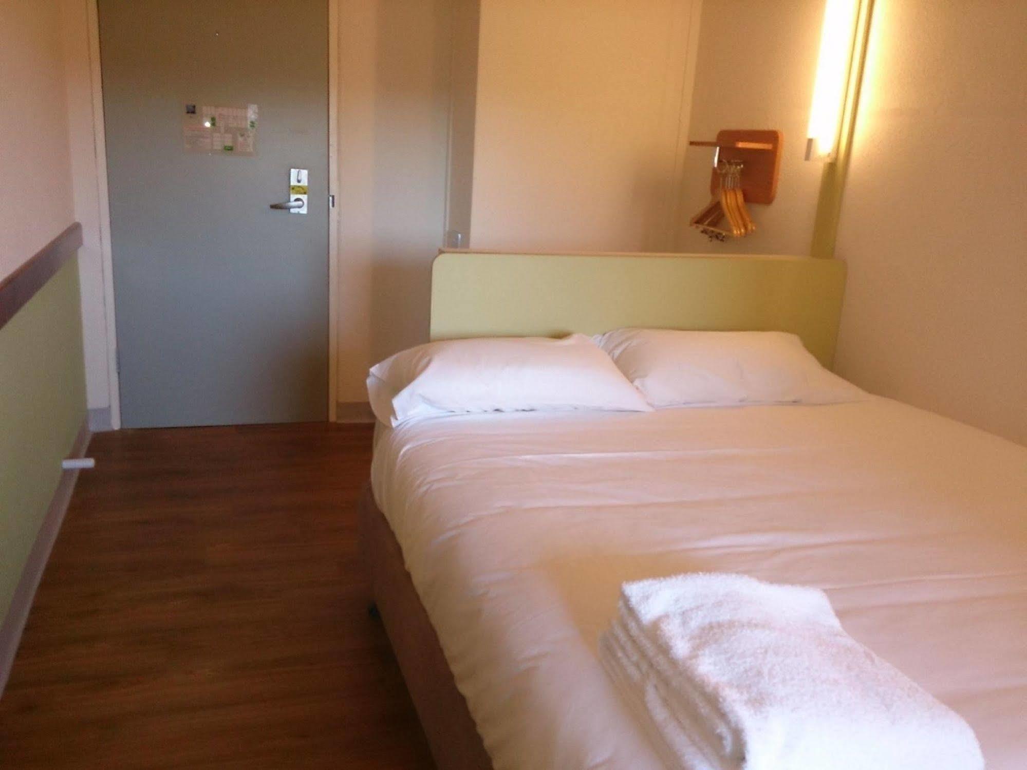 ibis Budget - Melbourne Airport Tullamarine Eksteriør billede