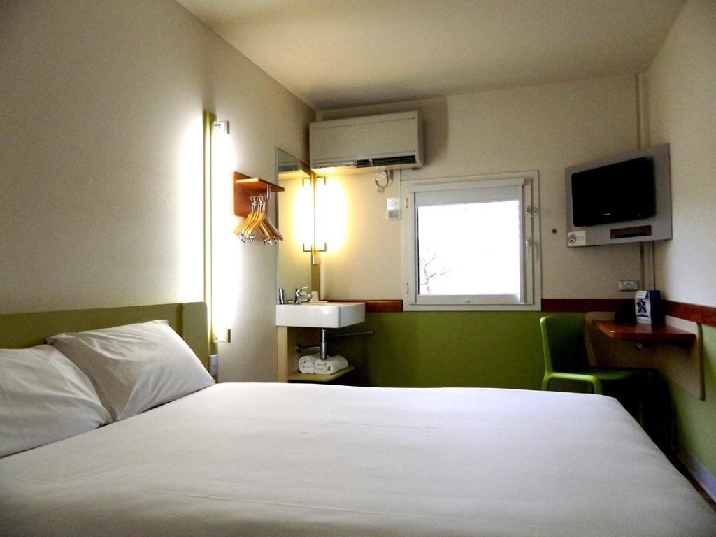ibis Budget - Melbourne Airport Tullamarine Eksteriør billede